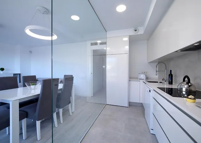 Isea 06 By Interhome * Calp